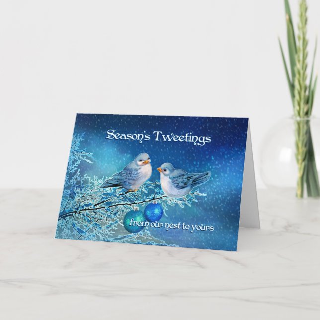 Julbluebirds som Tweeting i ett snöig träd Helgkort (Framsida)