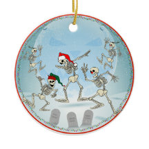 Julboner i en Moonlit Snowy Graveyard