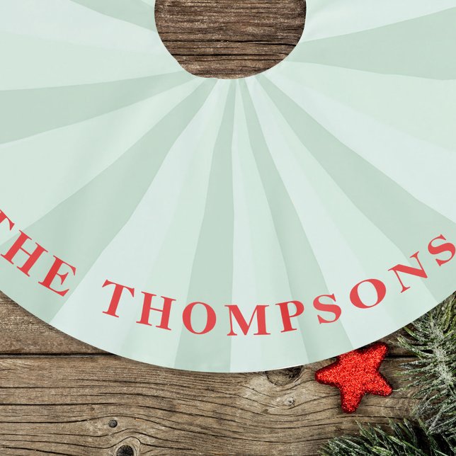 Julcute enkel Red Grönt Stripe-familj Julgransmatta Borstad Polyester (Simple green striped Christmas tree skirt with whimsical stripes. )