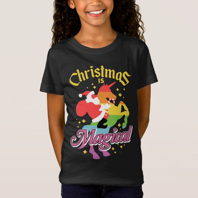 Julen är Magic Santa Riding Unicorn Funny T Shirt (Framsida)