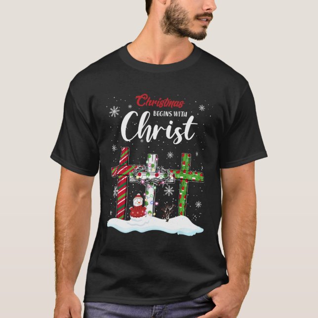 Julen börjar med Kristus Snögubbe Christian Cro T Shirt (Framsida)