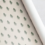 Julen Rustic Grönt och Gräs Träd i Beige Presentpapper<br><div class="desc">Anpassningsbar-designad julomslutning papper med skogens grönt i hand plockade och beige gräs träd.</div>