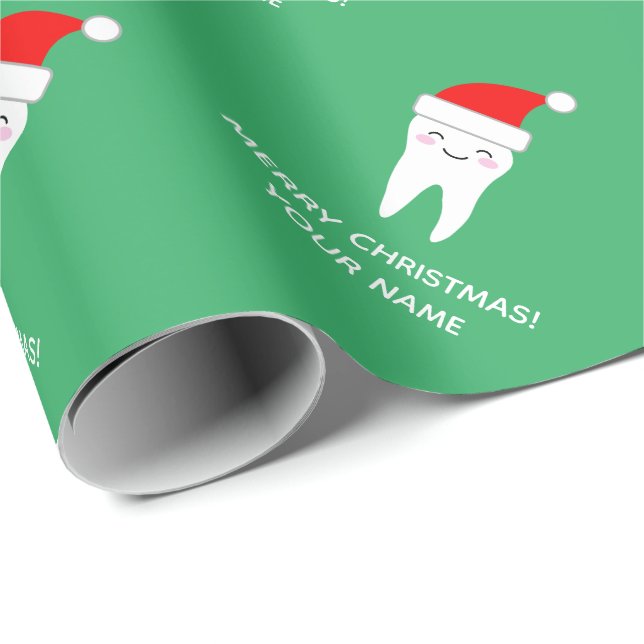 Julens anpassade julnamn på tecknaden Cute Santa T Presentpapper (Rullad Hörn)