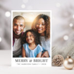Julens fina ljusfoto julkort<br><div class="desc">Modern julkort med Julhälsningar bilder,  "Merry & Bright" i elegant-typografi och namn och året i enkel typografi.</div>