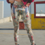 Julens Helgdag Vintage julkort Leggings<br><div class="desc">Den här designen har skapats med digitalteknik. Det kan vara personlig genom att klicka på anpassningsknappen och ändra färg, lägga till namn, initialer eller ord. Kontakta mig på colorflowcreations@gmail.com om du vill ha denna design på en annan produkt. Köp min ursprungliga abstrakt-akrylmålning för försäljning på www.etsy.com/shop/colorflowart. Se fler av mina...</div>