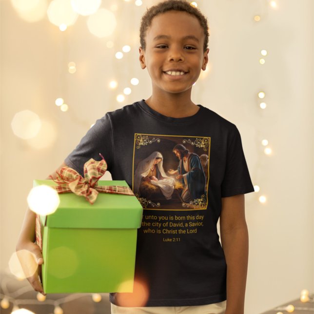 Julens Heliga Familj Religiösa Luke 2:11 T Shirt (Skapare uppladdad)