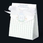 Julens Hjort Vapensköld | Monogram Presentaskar<br><div class="desc">Elegant vattenfärgsmonogram vapensköld ge den här favoritrutan ser vacker ut och tidlöst ut. Det finns en blommigt rand mönster på lådans nedre halva. Färg omfattar grönt och blått. Om du har några frågor eller behöver hjälp med att anpassa den här märkrn kan du kontakta dig. Jag är lycklig för att...</div>