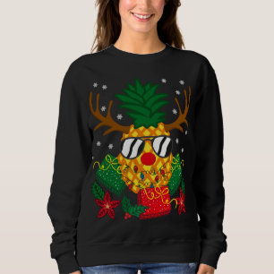 Julfamiljen Gift Reindeer Hjort Pineapple Sung T Shirt