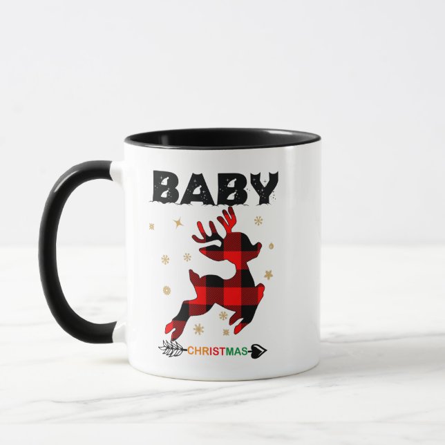 Julfamiljen Matchar Pajamas Reindeer Baby Mugg (Vänster)