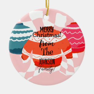 Julfamiljen Namn Ugly Sweater Rosa Julgransprydnad Keramik