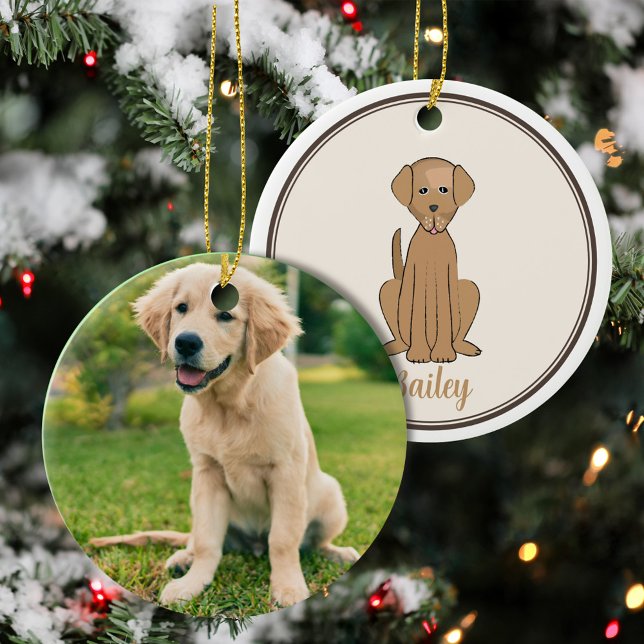 Julfoto Cute Puppy Hund Labrador Julgransprydnad Keramik (Cute Labrador puppy Christmas ornament featuring an adorable dog photo holiday design.)