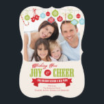 Julfoto för Cute Family-Helgdag Julkort<br><div class="desc">Kortet Cute family christmas med polkagrisar,  mittenmynt,  återutsmyckningar med helgdag "Wishing you Joy & Cheer" i rött och grönt typografi. Vänd över fotokortet för att visa en koordinerande röd dekoration för en speciell beröring i extra. Finns i modern form.</div>