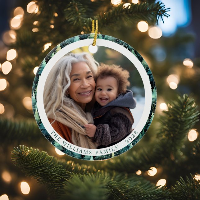 Julfoto för Rustic Woodland-familjen Julgransprydnad Keramik (Rustic Woodland Family Christmas Photo Ceramic Ornament)