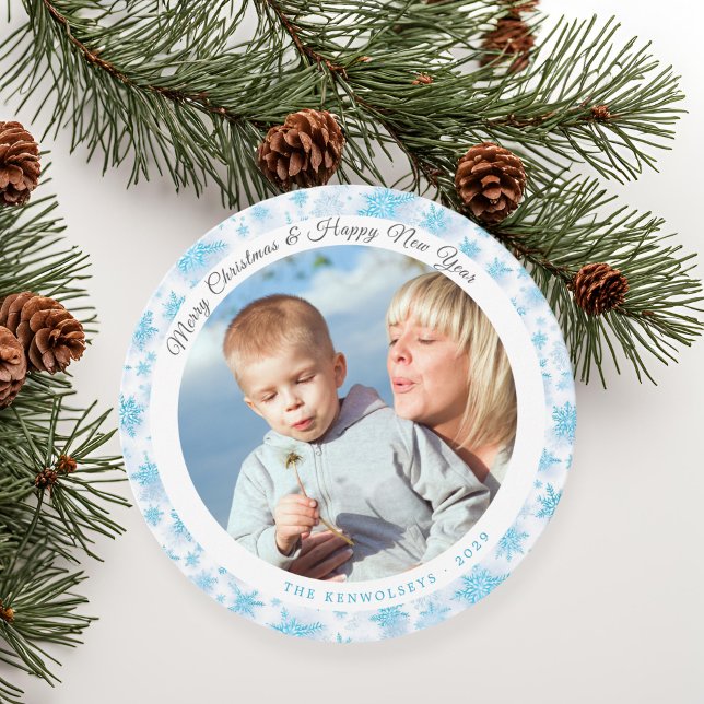 Julfoto i Modern Blue and White Snöflingor Julkort (Modern Blue and White Snowflakes Christmas Photo Holiday Card)