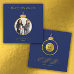 Julfoto-kort för företagskunder Logotyp<br><div class="desc">En enkel och snyggt affärs- eller företagsdesign med julklapp i guld och Glad helg som kan anpassas till din logotyp,  ditt foto och din text. Anpassa ytterligare med ditt eget kort färg och struktur.</div>