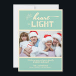 Julfotopapport, Helgdag Julkort<br><div class="desc">Låt ditt hjärta vara ljust. Fotokortsmallar för grönt och Cream helgdag. Glad helg.</div>