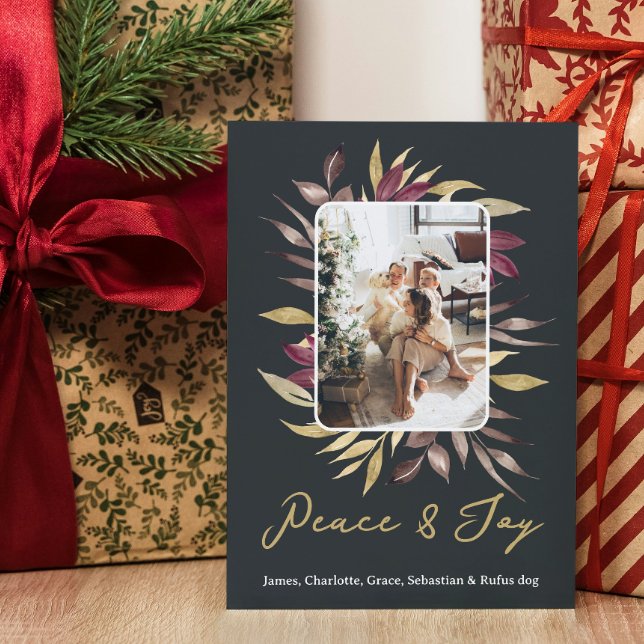 Julfred och Joy Winter Foliage Photo Julkort (Christmas Peace and Joy Winter Foliage Photo Holiday Card by Ricaso. Add photograph, make your own)