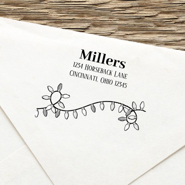 Julgräddvit Whimsical Helgdag String Ljus Självfärgande Stämpel (Cute simple whimsical self inking stamp return address. )