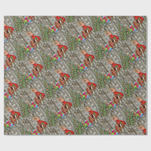 Julgran Dam i Red Dress Rustic Barn Board Presentpapper