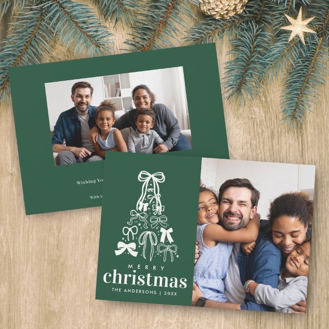 Julgran Grön 2 Foto God Jul Julkort (Front + back of. 5x7 Holiday Card is shown. Customize with photos, name + message on the back. )