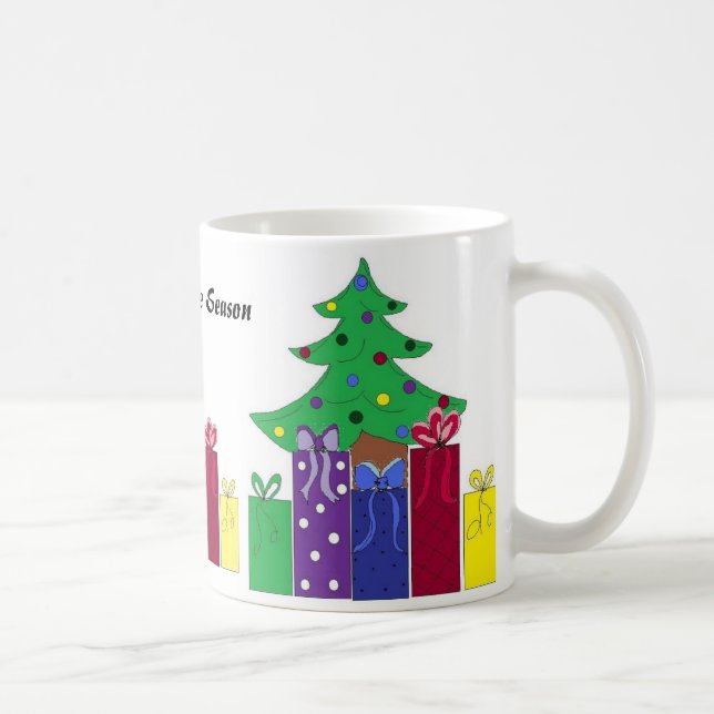 Julgran med inslagna presenter kaffemugg (Höger)
