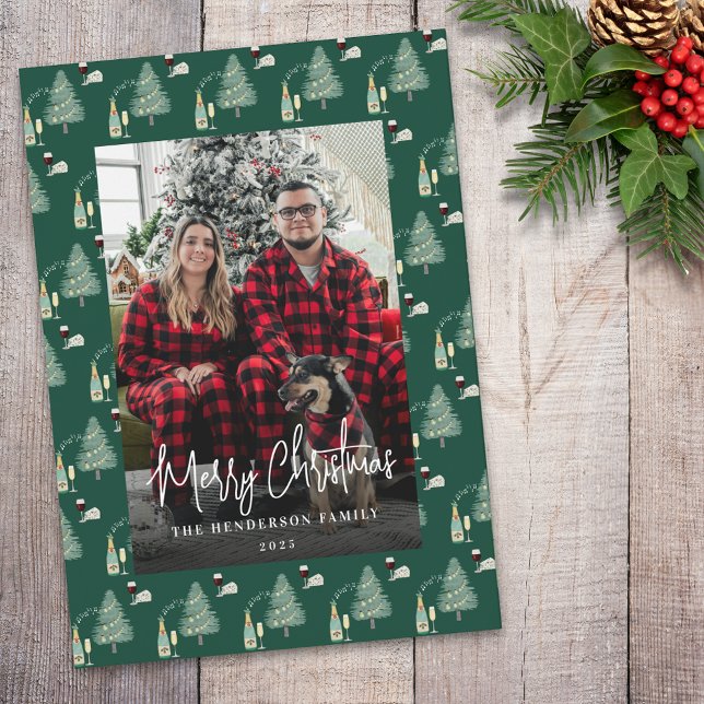 Julgran Music Vin Cheese Anpassningsbar Photo Julkort (Whimsical watercolor festive tree wine music christmas photo green modern holiday card)