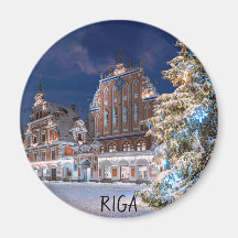 Julgran och Svarta huvuden huset i Riga Magnet