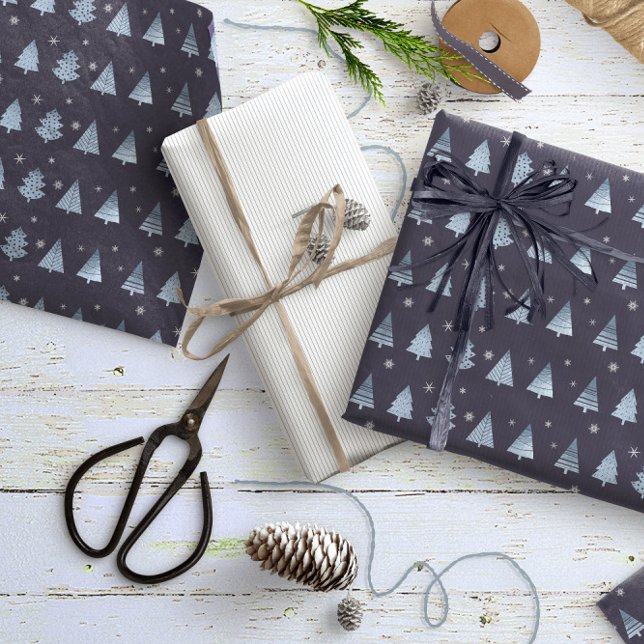 Julgranar och Snöflingor Mönster Blue ID863 Presentpapper (Skapare uppladdad)