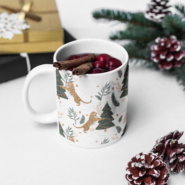 Julgranar och tigrar mönster kaffemugg (Skapare uppladdad)