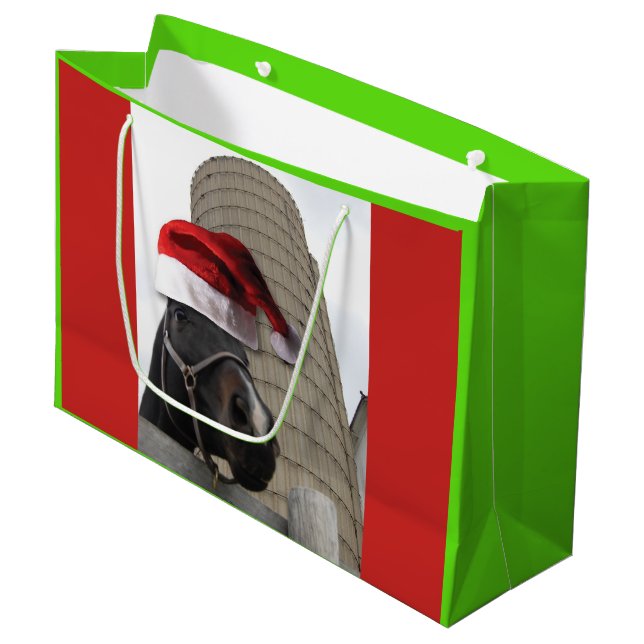 Julhäst med Jultomten Hat (Framsidan Vinklad)