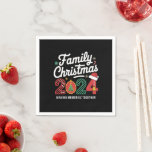 Juli 2024-matchningsenhet på Julafton-torg Pappersservett<br><div class="desc">Familjejulen 2024 Matching Outfit Julafton Squad Santa Group</div>