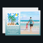 Juljokort i Handflatan Träd Ljus Beach Julkort<br><div class="desc">Lägg till din strand med julfoto och fira jul på stranden med den här coolan av färgstarkt ljus på handflatan träd,  med prydnadsföremål på en vattensköldpaddsstrand. Molly ★ View More</div>