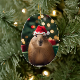 Julkanen Capybara. Julgransprydnad Keramik