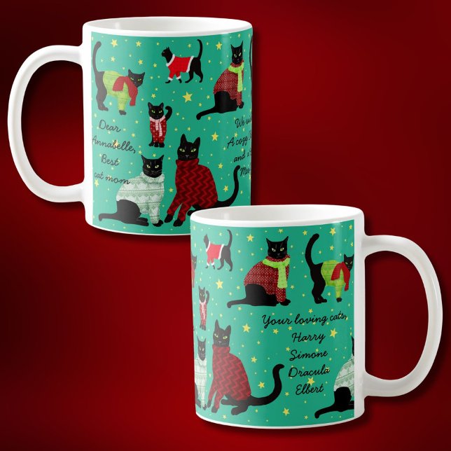 Julkattor Mysiga sötare från alla oss Anpassningsb Kaffemugg (From all of us Cozy black cats in cute winter knitwear customized gift mug)