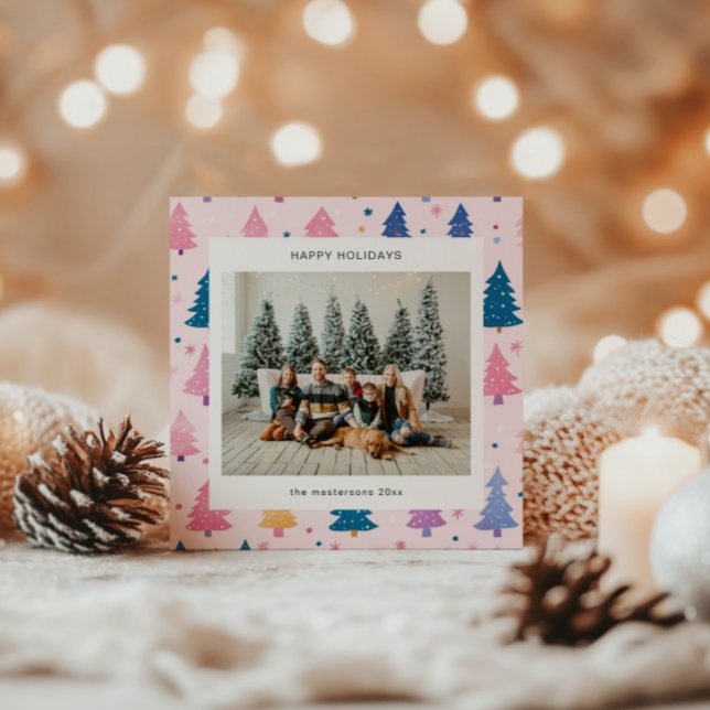 Julkort med pastelljus julgran i tecknad stil (Skapare uppladdad)