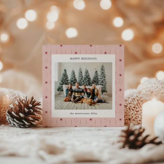 Julkort med röda och rosa stjärnor på tapet (Skapare uppladdad)