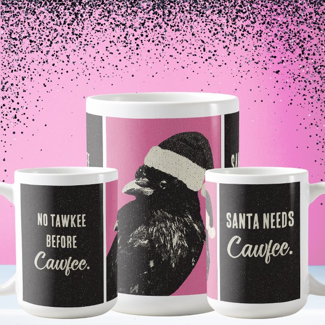 Julkrus för Crow Santa Rosa Svart Cawfee Kaffemugg (A tall Christmas mug is perfect when Santa is tired on Christmas morning. Santa crow needs coffee!)
