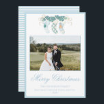 Jullager Blue One Photo Vintage Julkort<br><div class="desc">Vattenskärl för julklappar Blue One Photo Vintage Helgdag Card. Det här vackra julfotokortet har en vattenfärg på jultomten med älskling och blå ram för ett foto. Det är perfekt om du är tittar för ett klassiskt,  söderut,  barnsligt julkort. Meddelande mig om du behöver justera eller matcha objekt:)</div>