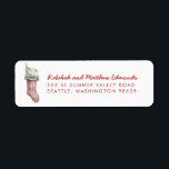 Jullagret Red and White Stripe Returadress Etikett<br><div class="desc">De här returetiketterna har ett rött och vitt strimlat lager med en hård hatt. Namn är i ett rött kursivt teckensnitt och adress är i ett rött sanserif-teckensnitt.</div>