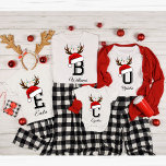 Julmatchningsutfall för monogrammad familj t shirt<br><div class="desc">Julskjortor i Monogrammed familjen Matchningsutfall</div>