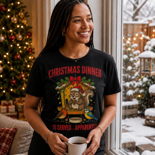 Julmiddags Ekorre Rollig T-Shirt (Christmas Dinner Squirrel T-Shirt 🎄🐿️)