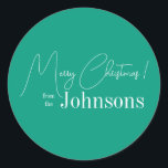 Julmodern Bright-Grönt-familj Runt Klistermärke<br><div class="desc">Detta är ett modernt God jul-mönster. Det är i en positiv grönt och vitt och har budskapet "God jul! från Johnsons". Perfekt för din julklapp, sändningstillbehör, kuvertsälar och fester gynnar sälar den här festsäsongen. Om du vill anpassa dig lägger du bara till ditt namn i textrutan Anpassa. Här kan du...</div>