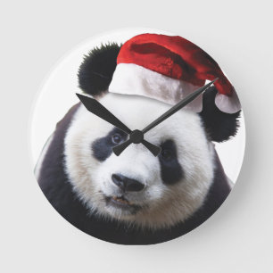 JulPandabjörn med den Santa hatten Rund Klocka