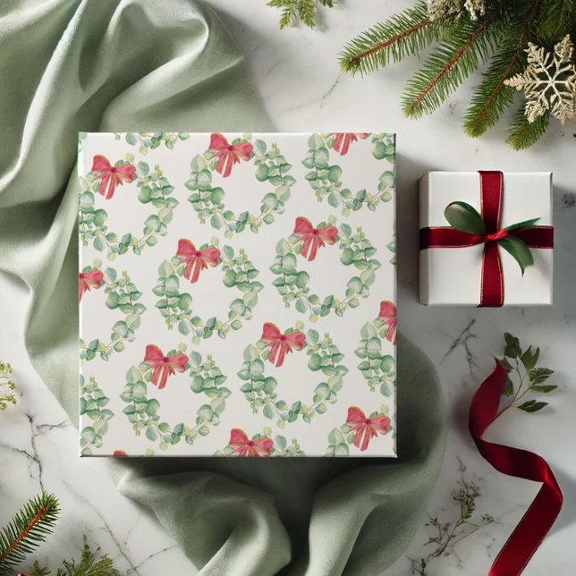 Julpapper Festiv Kransmönster (Christmas gift wrapping festive watercolor red and green wreath art Victoria Grigaliunas VG Invites)