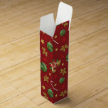 Julprydnad och Candy cane Mönster Presentask För Vinflaska<br><div class="desc">En vacker juldesign med vackra prydnadsföremål och polkagrisar mot en rustik röd bakgrund.</div>