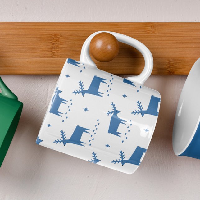 Julrenar. Blåskogsdjur, mönster Kaffemugg (Skapare uppladdad)