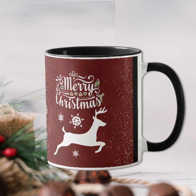 Julrenar i Burgundy Mugg (Skapare uppladdad)