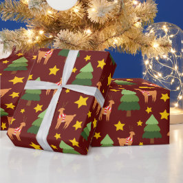 Julrenar, Träd & Stjärnor Burgunder Sömlös Presentpapper