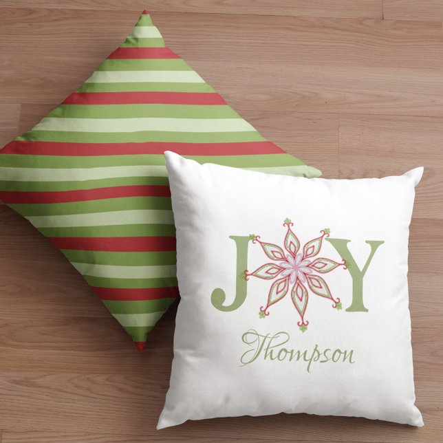 Julrött Grönt Snowflake Joy Typography Kudde ("Joy" Snowflake typography simple custom throw pillow.)
