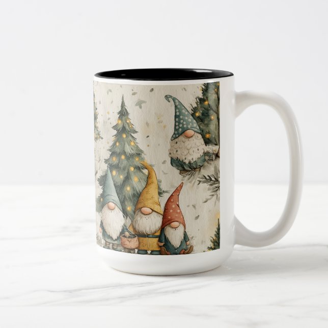 Julskogs Tomtar Med Ljusande Julgran Två-Tonad Mugg (Höger)